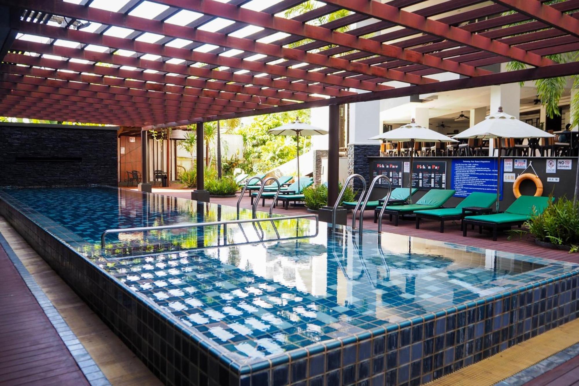 Andakira Hotel - Sha Extra Plus Patong Eksteriør bilde