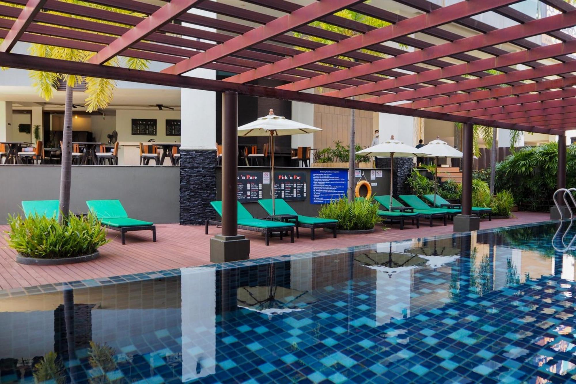 Andakira Hotel - Sha Extra Plus Patong Eksteriør bilde